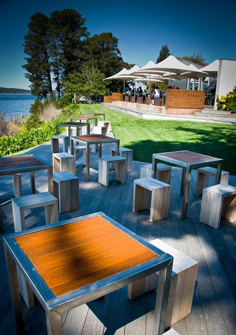 Peppermint Bay - Bar, Dining And Terrace - Accommodation Batemans Bay 0