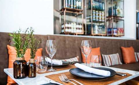 Q Dining - Accommodation Batemans Bay 6