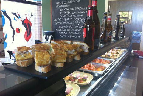 Tapas Tapas Bodega - Accommodation Batemans Bay 19
