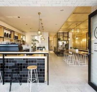 Hutch  Co - Accommodation Batemans Bay