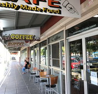 Don Louies Traralgon - Accommodation Batemans Bay
