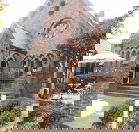 L'Auberge - Accommodation Batemans Bay