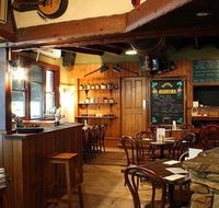 Railway Hotel - Accommodation Batemans Bay