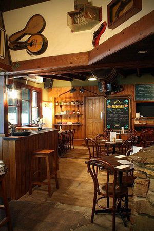 Railway Hotel - Accommodation Batemans Bay 0