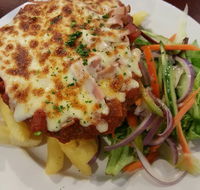 Leggies moe hotel - Accommodation Batemans Bay