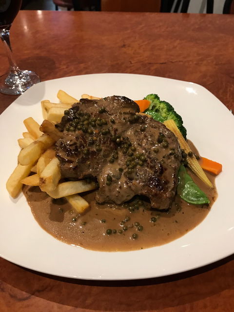 Cafe On Bourke - Accommodation Batemans Bay 3