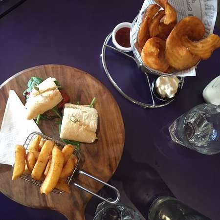 Luscious - Accommodation Batemans Bay 0