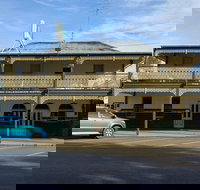 The Grand Caledonian Hotel - Accommodation Batemans Bay