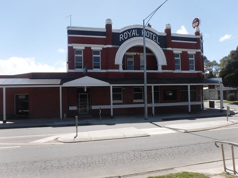 Royal Hotel - Accommodation Batemans Bay 0