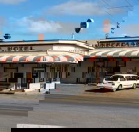 Cumberland Hotel - Accommodation Batemans Bay