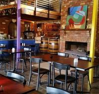 Rainbow Gallery Cafe - Accommodation Batemans Bay
