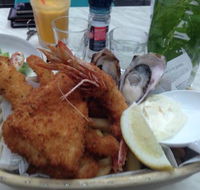 Fourth Fish Cafe and Restaurant - Accommodation Batemans Bay
