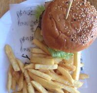 The Bay Hotel  Diner - Accommodation Batemans Bay
