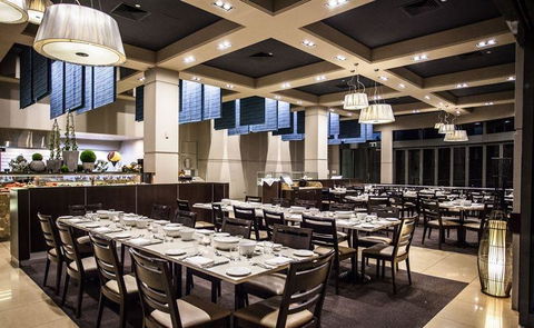 Waves Buffet Restaurant - Accommodation Batemans Bay 1