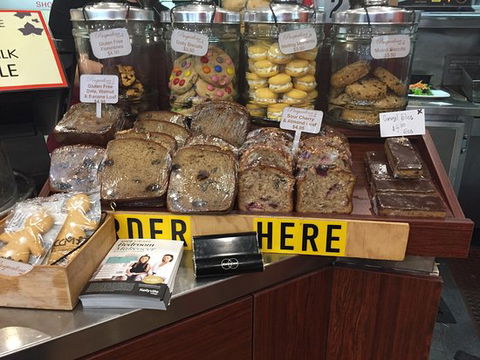 Pasqualinas Deli Cafe - Accommodation Batemans Bay 0
