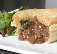 Me Myself and Pie - Accommodation Batemans Bay