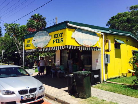 Upper Crust - Accommodation Batemans Bay 0