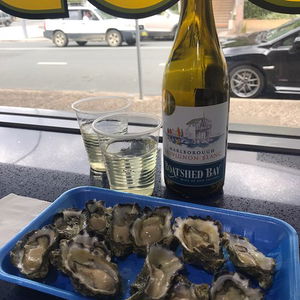 Pearly Oyster Bar