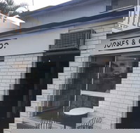 Jones  Co Counter - Accommodation Batemans Bay