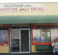 MacIntyre Hot Bread Shop - Accommodation Batemans Bay