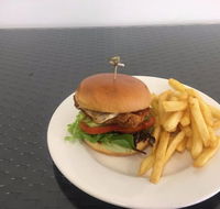 The Cafe - Accommodation Batemans Bay