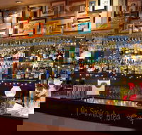 Shorty's - Accommodation Batemans Bay