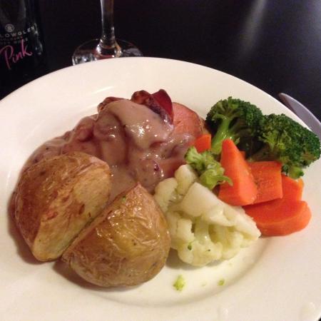 Australian Hotel - Accommodation Batemans Bay 0