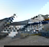 Robertson Inn - Accommodation Batemans Bay