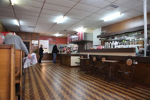 Waratah Cafe - Accommodation Batemans Bay 0