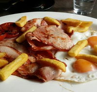 Central Cafe - Accommodation Batemans Bay