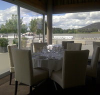 Water's Edge - Accommodation Batemans Bay