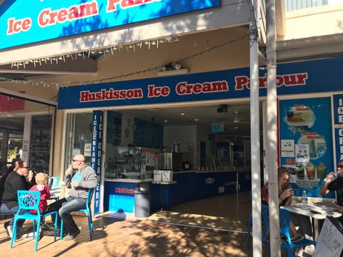 Huskisson Ice Cream Parlour - Accommodation Batemans Bay 0