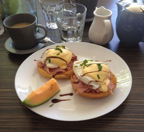 Malabou Express Cafe Bar - Accommodation Batemans Bay 0