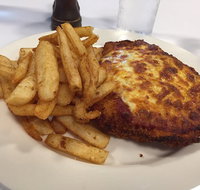 Sherwood Restaurant at the Forrest Hotel - Accommodation Batemans Bay