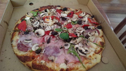 Carbone's Cafe - Accommodation Batemans Bay 0