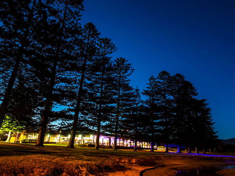 Lagoon Restaurant - Accommodation Batemans Bay 0