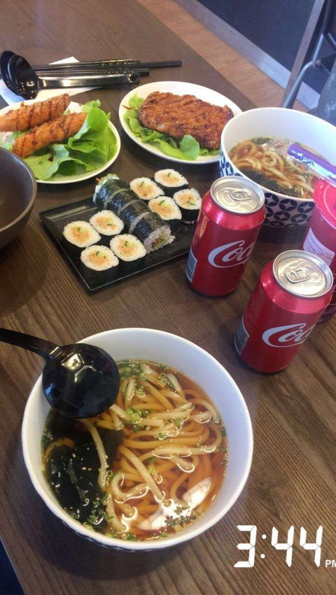 Uni Sushi - Accommodation Batemans Bay 0