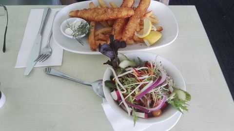 Champagne Charlize Restaurant - Accommodation Batemans Bay 0