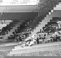 Fox And Bird Cafe - Accommodation Batemans Bay