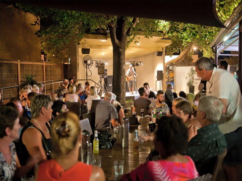 Swan Hill Club - Accommodation Batemans Bay 0