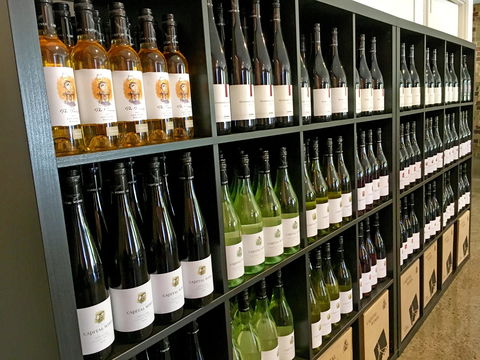 Capital Wines - Accommodation Batemans Bay 2