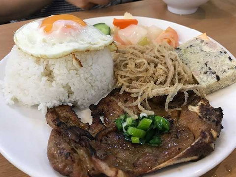 Com Tam Van Phat - Accommodation Batemans Bay 0