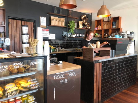 The Rogue & Rascal - Accommodation Batemans Bay 1