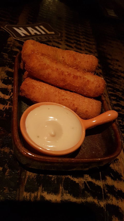 Down The Hatch - Accommodation Batemans Bay 2