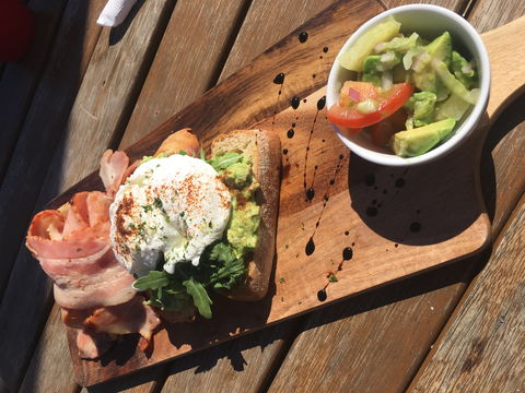 Beachcomber Cafe - Accommodation Batemans Bay 1