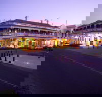 Jens Town Hall Hotel - Accommodation Batemans Bay