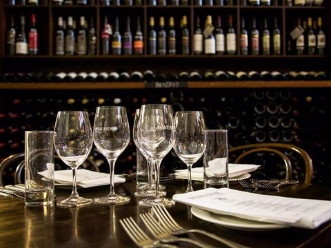 Wine Bank On View - Accommodation Batemans Bay 1