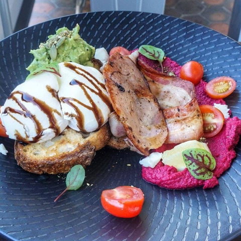 6 Points Cafe - Accommodation Batemans Bay 0