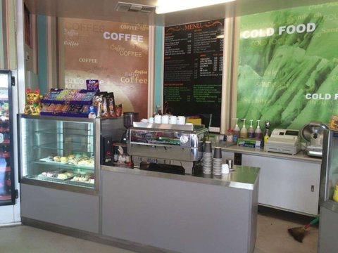 Continental Cafe - Accommodation Batemans Bay 0
