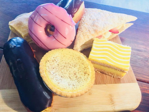 Takeaway On Lee - Closed Until Further Notice - Accommodation Batemans Bay 0